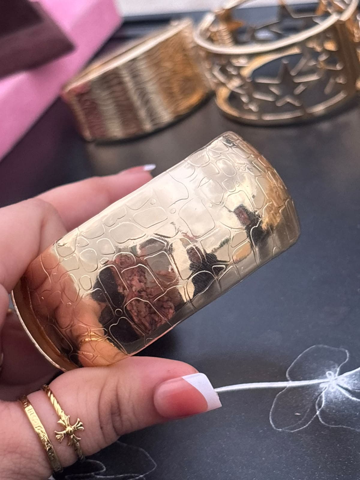 Crackle Luxe Cuff thumbnail 2
