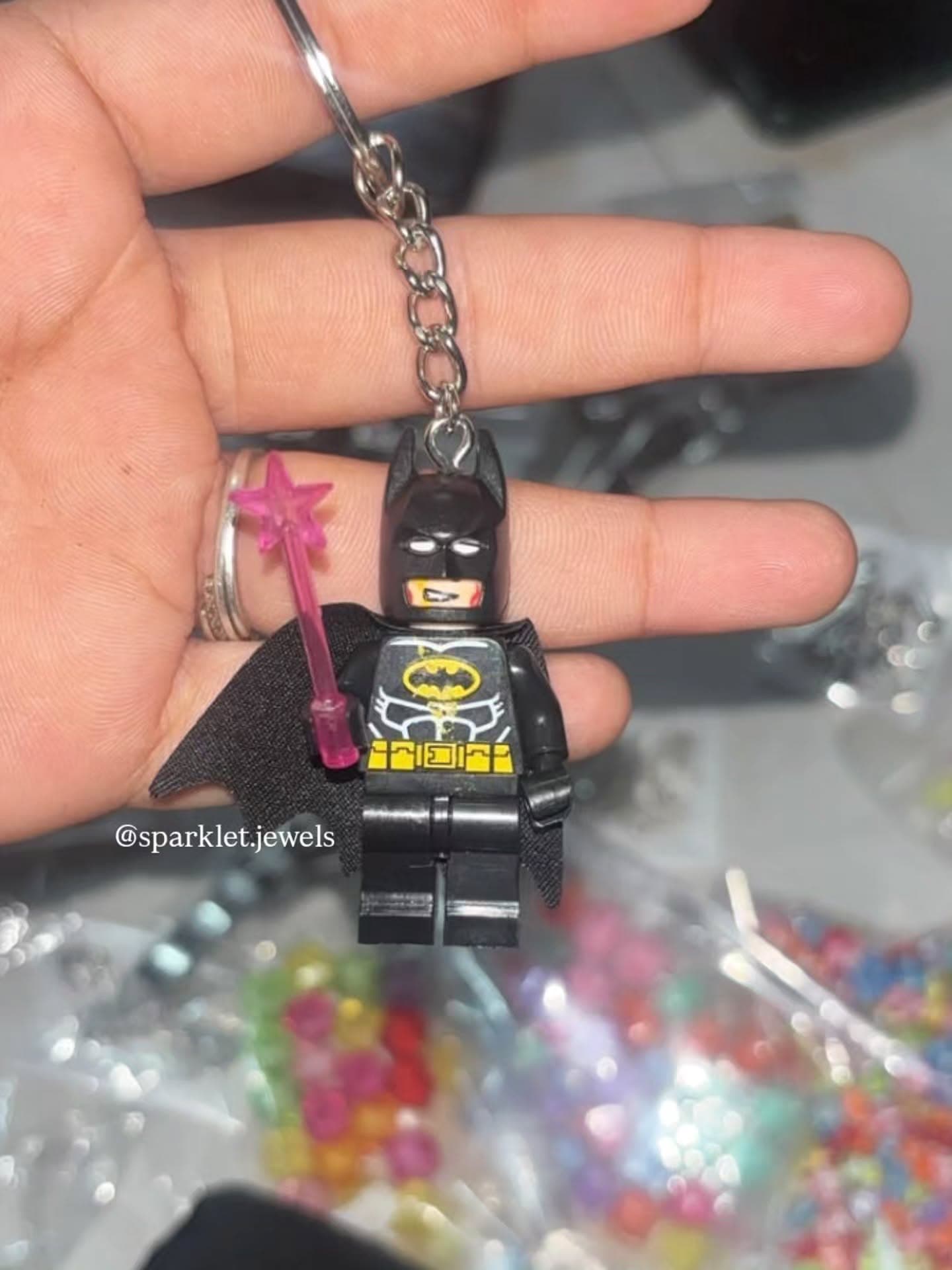 Gotham couple keyy thumbnail 3