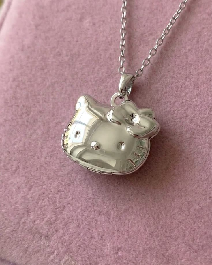 Kitty Keepsake pendant