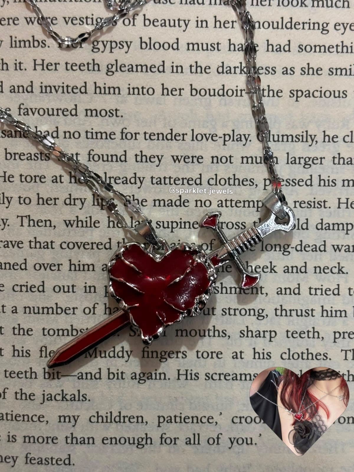 Love and war necklace thumbnail 2